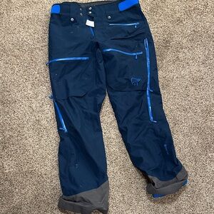 Norrona Lofoten Goretex insulated ski pant